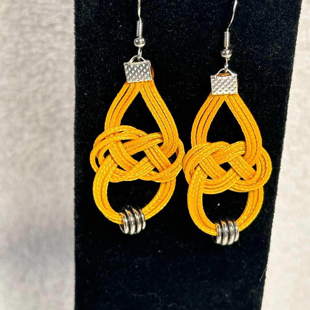 NEW Custom Handmade Paracord Earrings